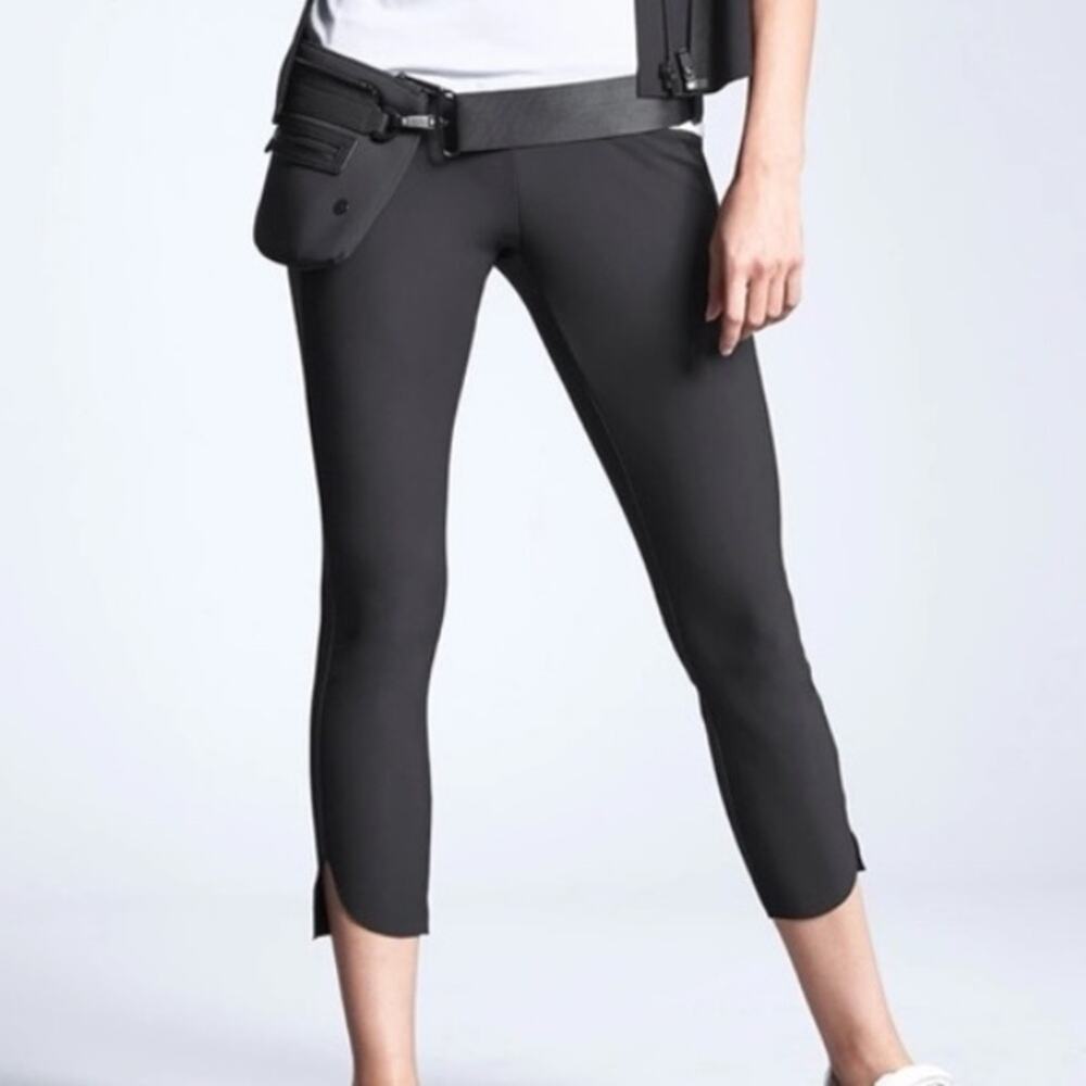 Athleta Stellar Crop pants women's size Small in Charcoal Gray